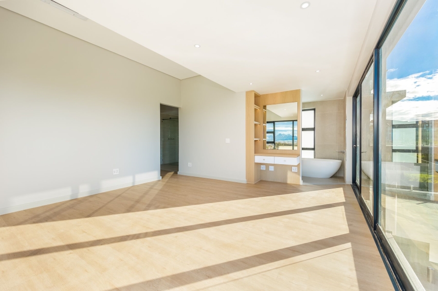 5 Bedroom Property for Sale in Clara Anna Fontein Western Cape